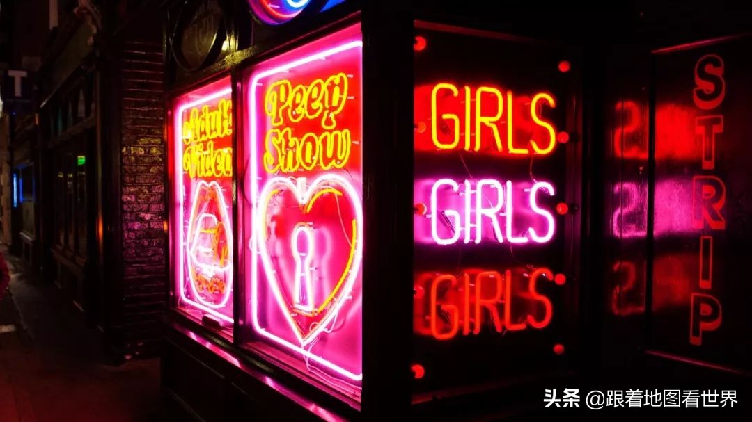 “狎亵巷”“乱摸巷”“墓穴月牙街”：伦敦街道名称为何这么乱？