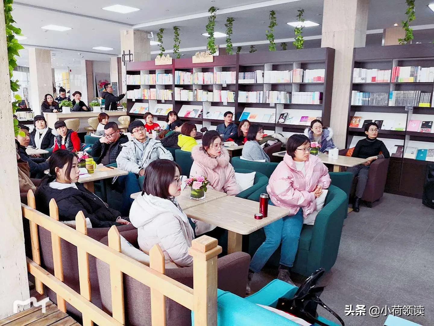 一个人的坚持，感动自己；一群人的坚持，成就自己