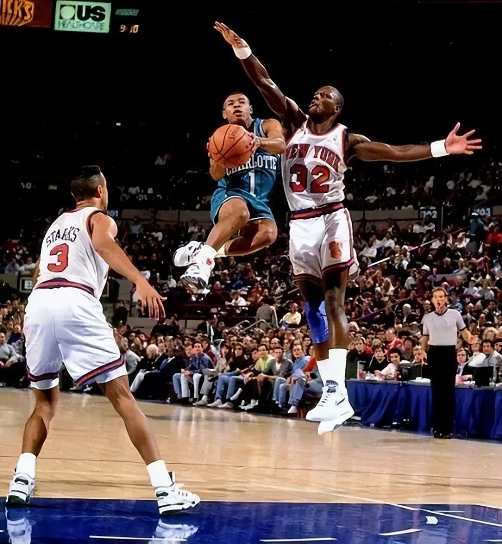 哪些nba矮个子的篮球明星（NBA历史最矮的球员，身高仅1.6米，大帽尤因防守乔丹，他是谁？）