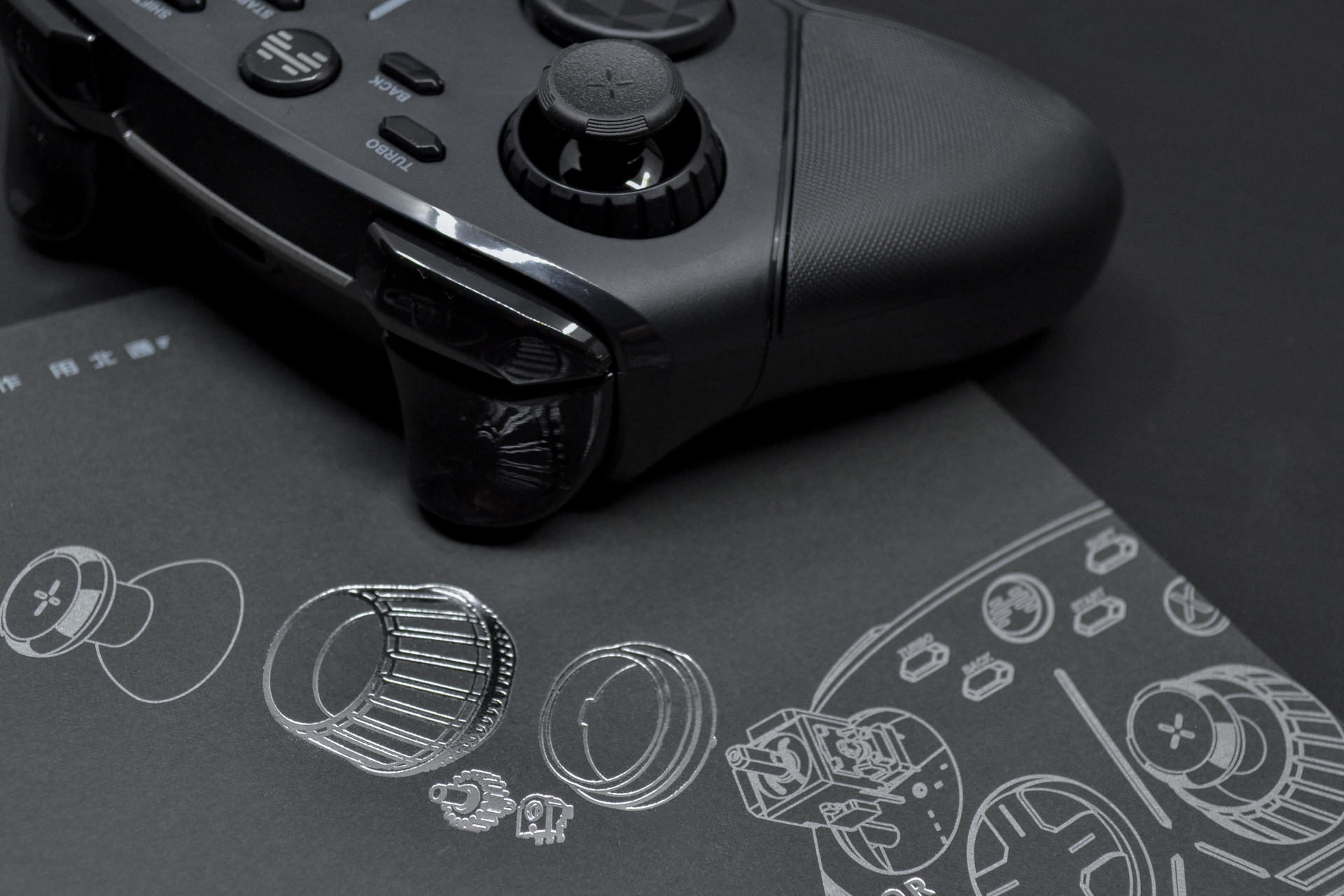 新瓶老酒玩味十足 北通阿修罗3S游戏手柄