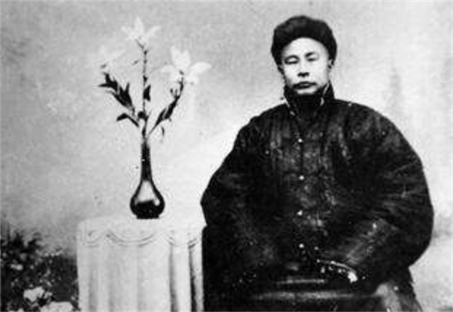 一代宗师霍元甲，42岁病逝后，其子孙后代现状如何？