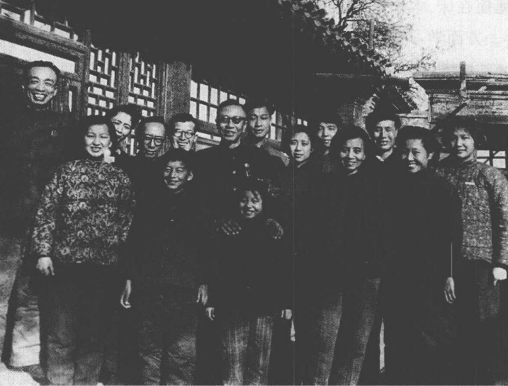 溥杰出狱后，想与日本皇室妻子团聚，总理爽快同意，溥仪强烈反对