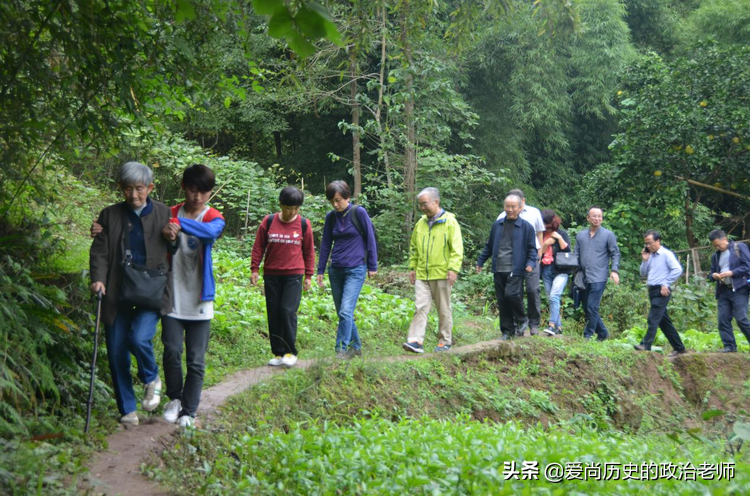 11位清华大学学霸来任市中学啦