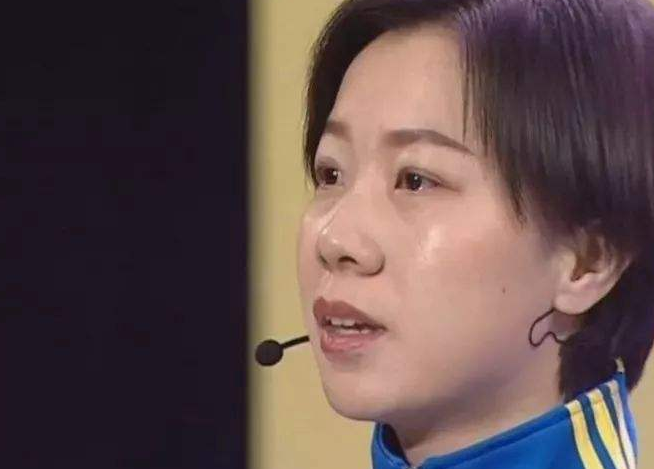 1994年，拾荒老人收养一独臂女弃婴，捡废品供她上学，如今怎样了
