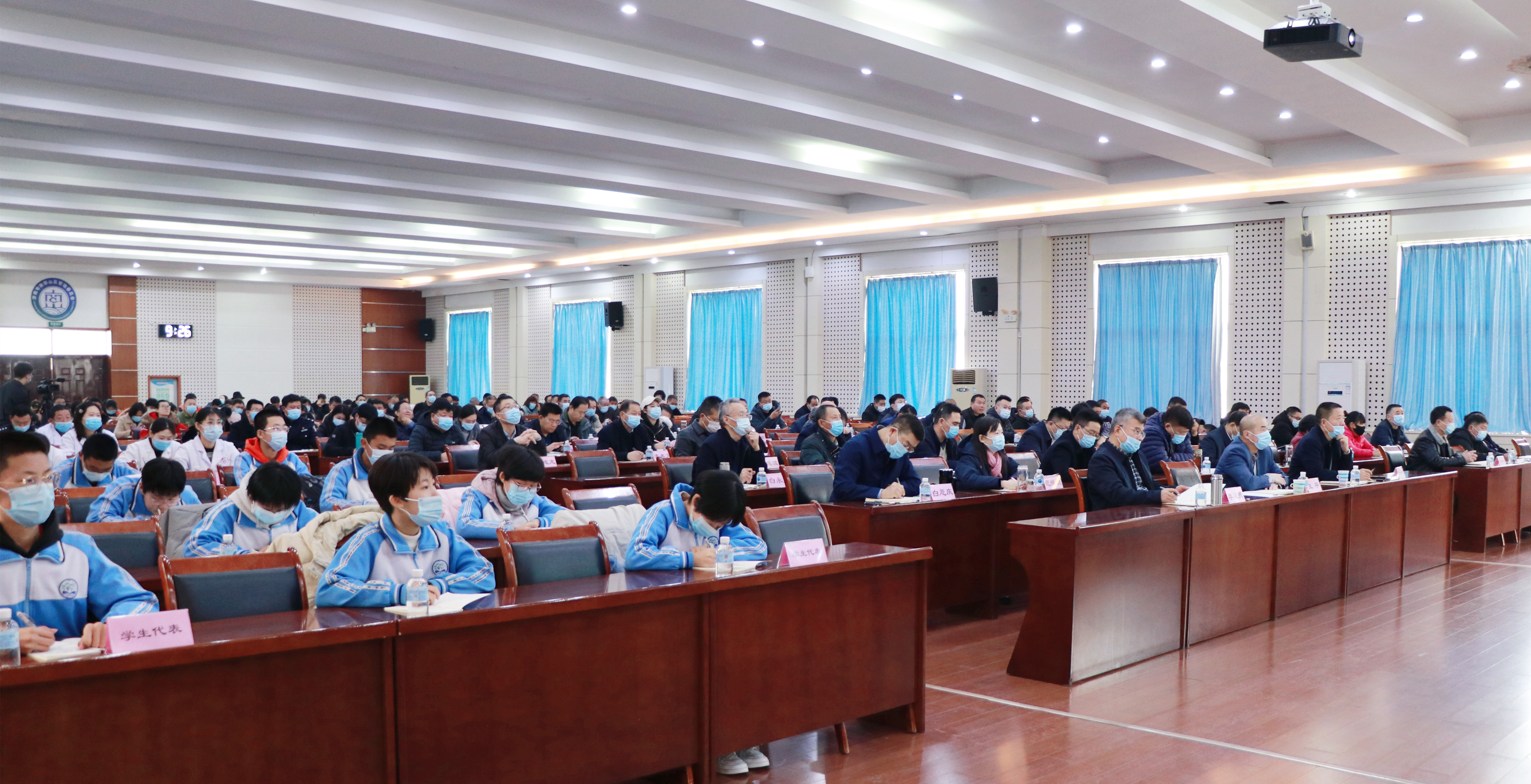 市委宣讲团走进南部山区宣讲党的十九届六中全会精神