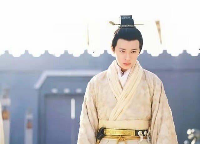 一,刘子业成为皇帝