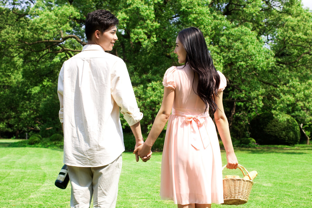 异地很难，能坚守，就能到白头