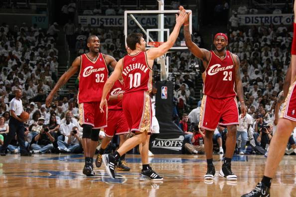 nba球队的名称有哪些（21世纪NBA当赛季全部跻身前8的分区球队盘点）