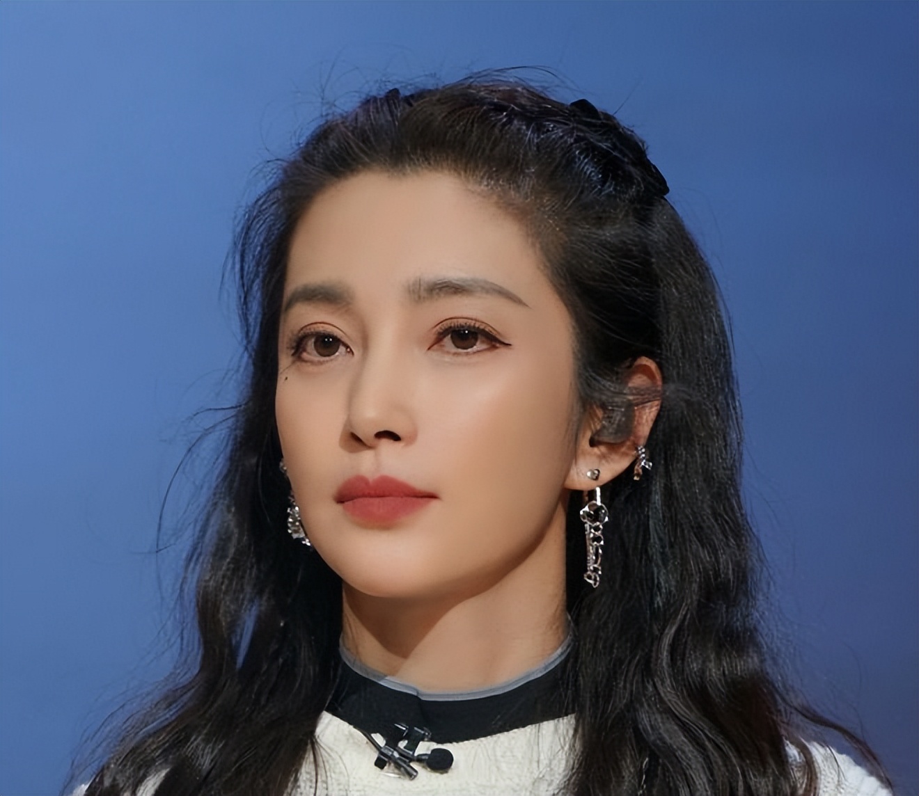 "综艺咖"的高级感,算是被这位中国好莱坞女星,玩明白了
