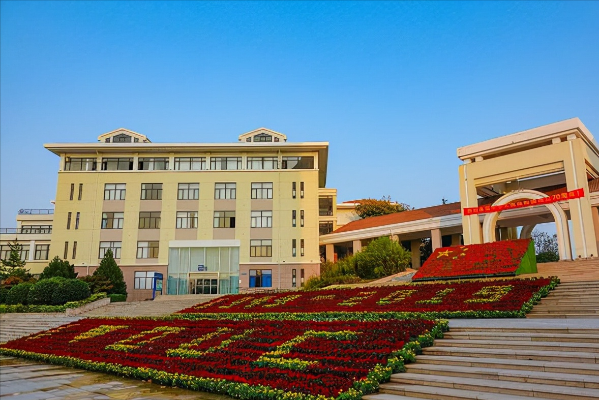 恭喜！山东一所高校迎来“新突破”，当地考生：幸福来得太及时