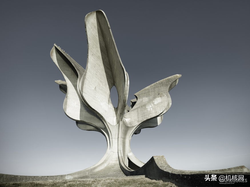 巴尔干土地上的无声呐喊 | Spomenik纪念碑考