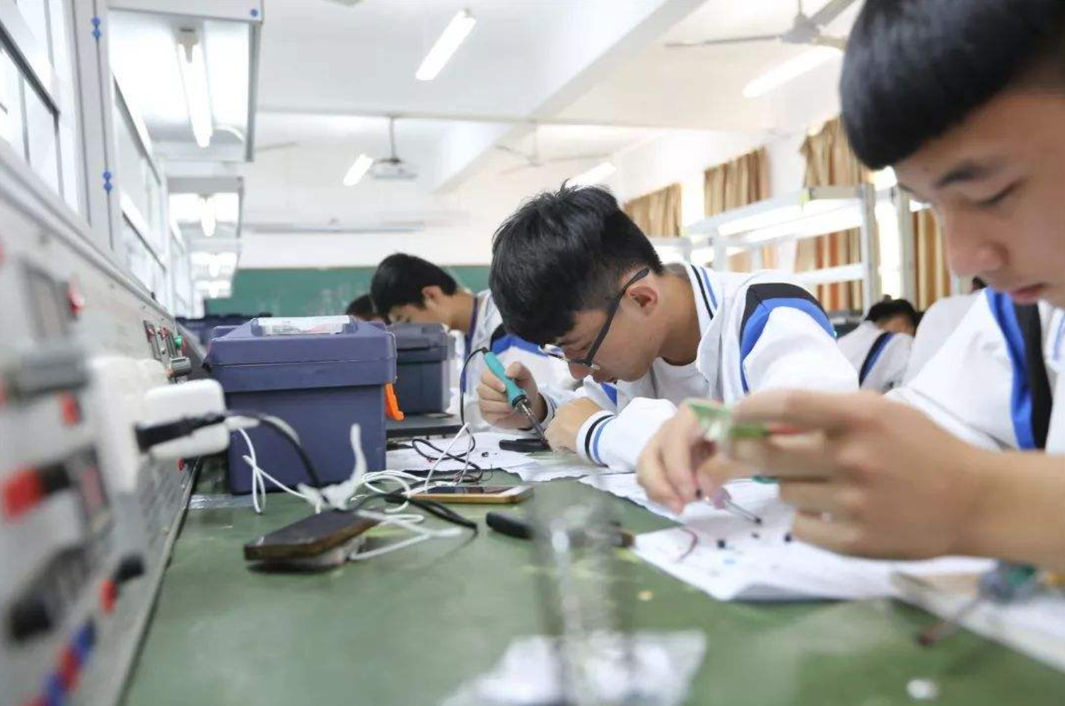 学生中考350分，有机会上普通高中吗？聪明的家长会这么做