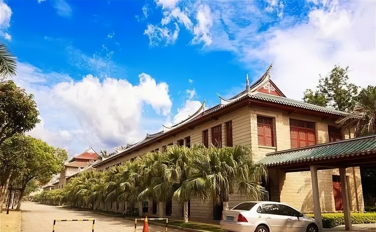 高考季！盘点那些大学的最…