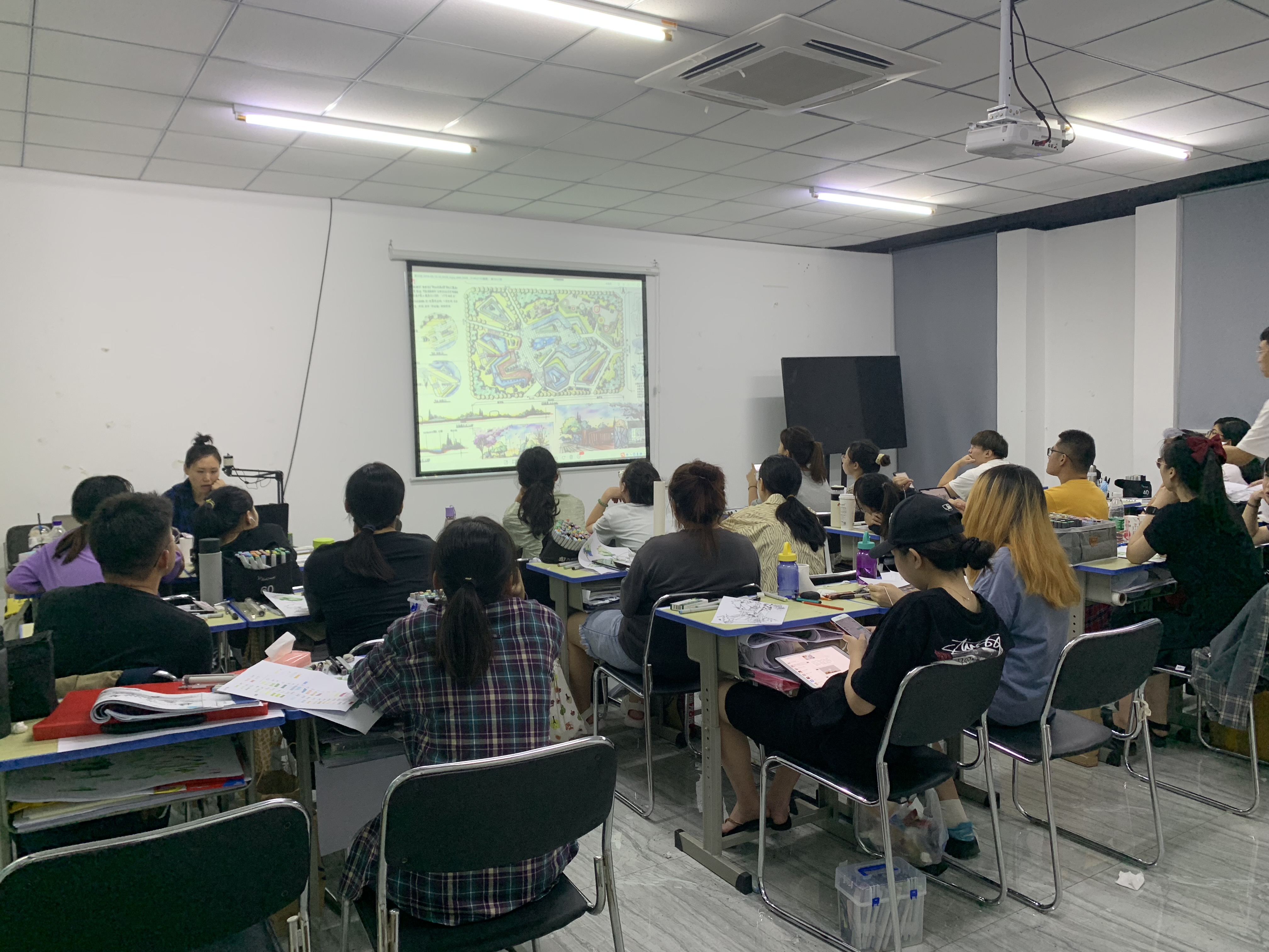 天津师范大学视觉传达（装饰画）考研—第5点必看