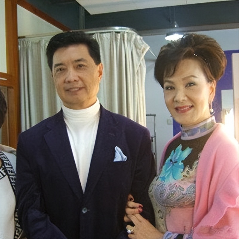 这5位“妈妈专业户”：将“贵妇”气质发挥得淋漓尽致，难演穷人