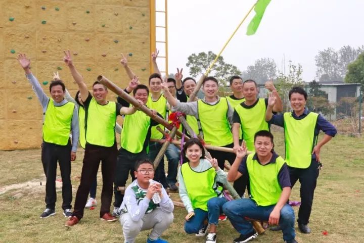 戶外運動有哪些項目英語（趣研訓-最新團建項目菜單，100個經典團建項目介紹，請您收好）
