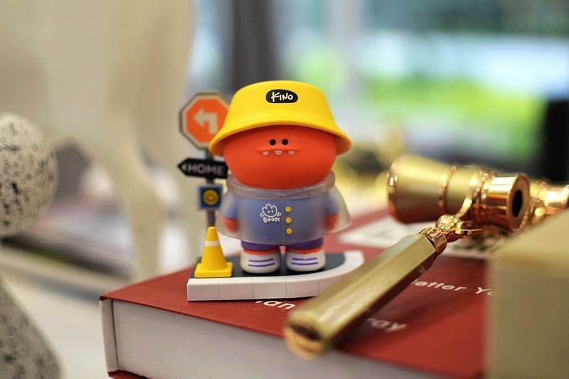 Redmi 潮流限量盲盒 Kino\'s Weekends开箱