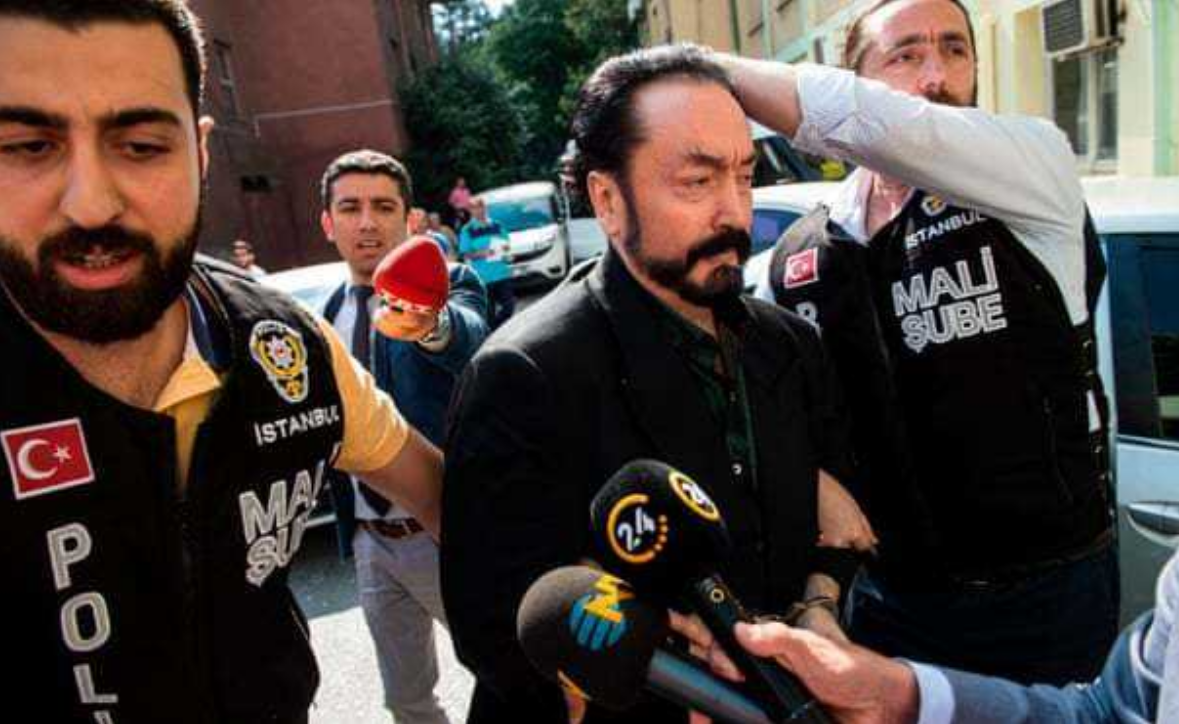 土耳其恶魔：洗脑上千女性做情人，藏6.9万颗避孕药，被判1075年