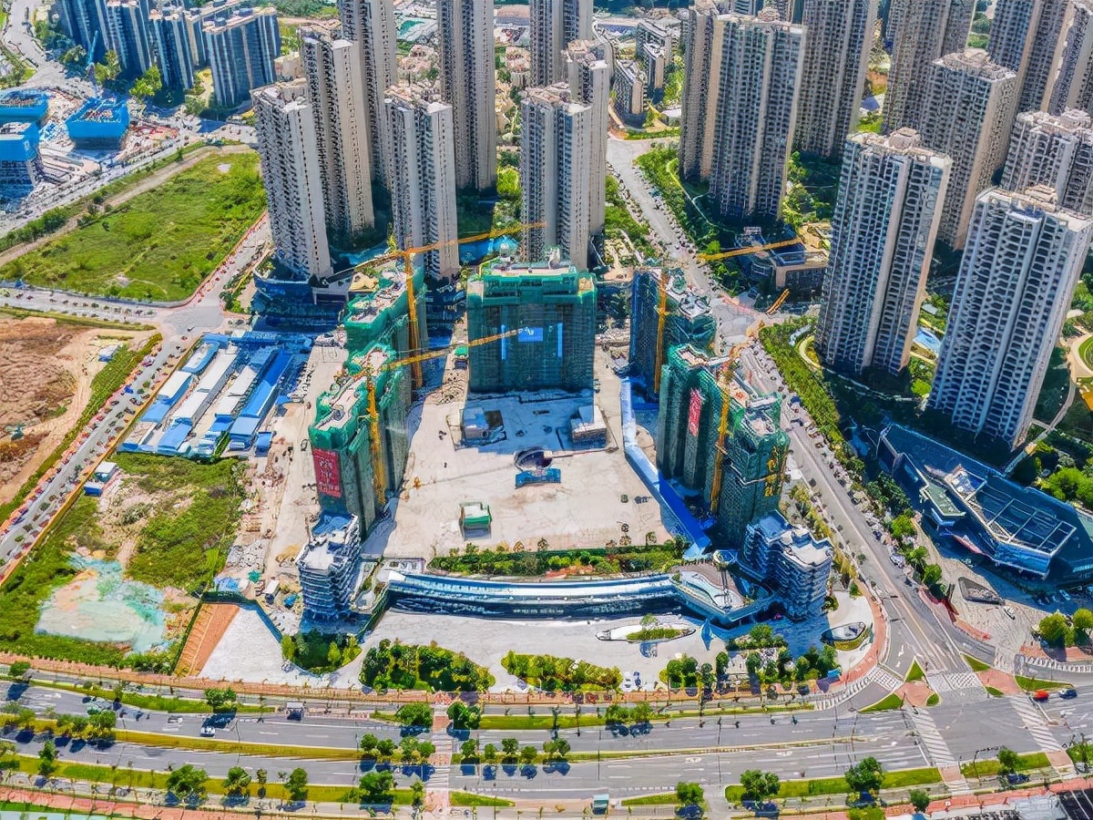 天恒湾景｜住宅小区还有一个世界最长的水幕泳池？