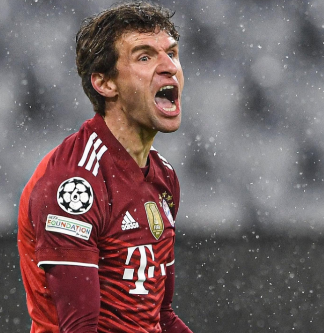 前两年的欧冠夺冠大热门是曼城（欧冠16强夺冠热门榜：曼城第1压拜仁，巴黎第4曼联第7，国米倒数）