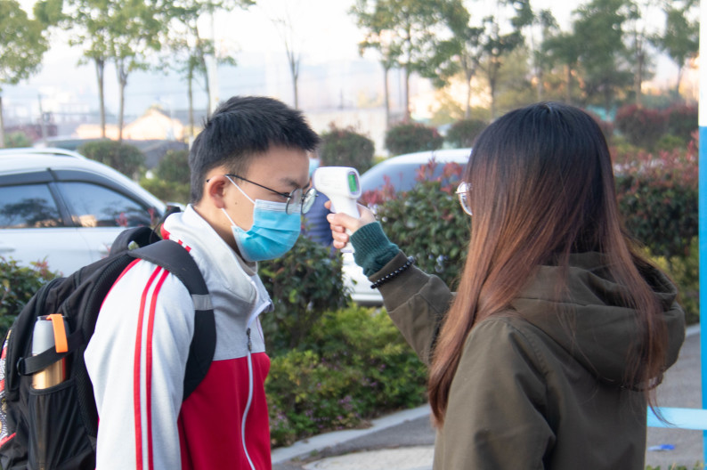 云南長水外國語中學(xué)各年級分批次返校復(fù)學(xué)(圖3)