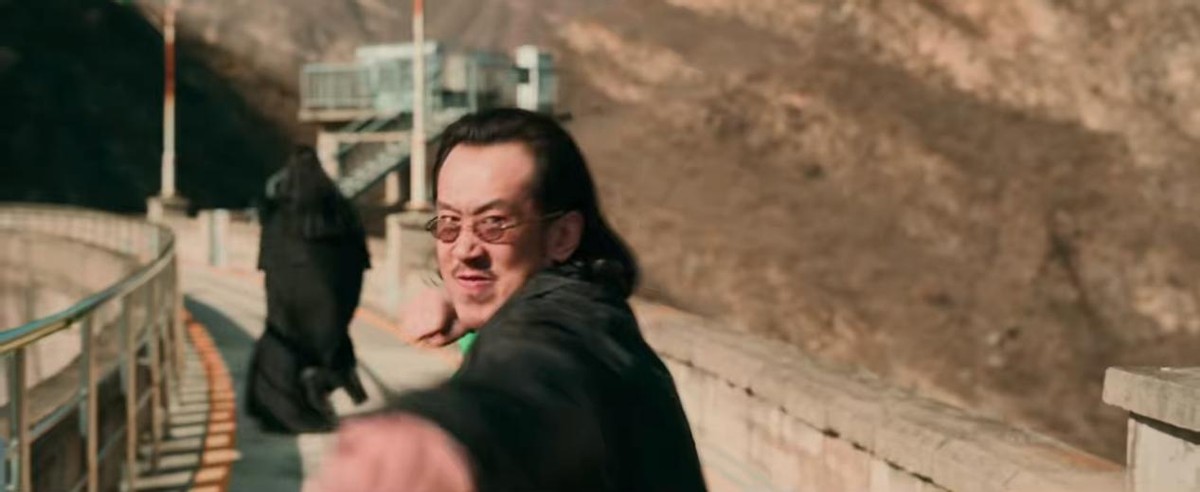 首日票房破3200万，拿下2项冠军，陈思诚一出手，就是国产片王炸