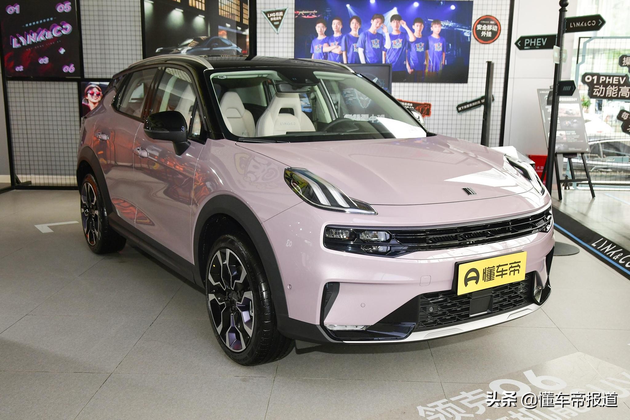 奧迪a5敞篷車報價（新車 - 與保時捷冰莓粉孰美？奧迪A5敞篷增水韻粉車漆！約50萬元起）