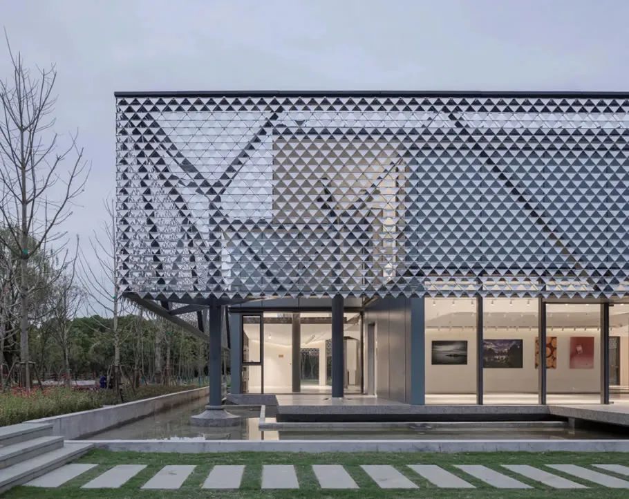 建筑创造办公舒适 |《建筑中国》