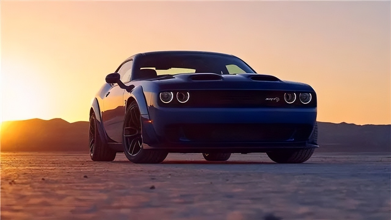 柴静：16岁上大学，23岁进央视，被迫辞职的她做错了什么？