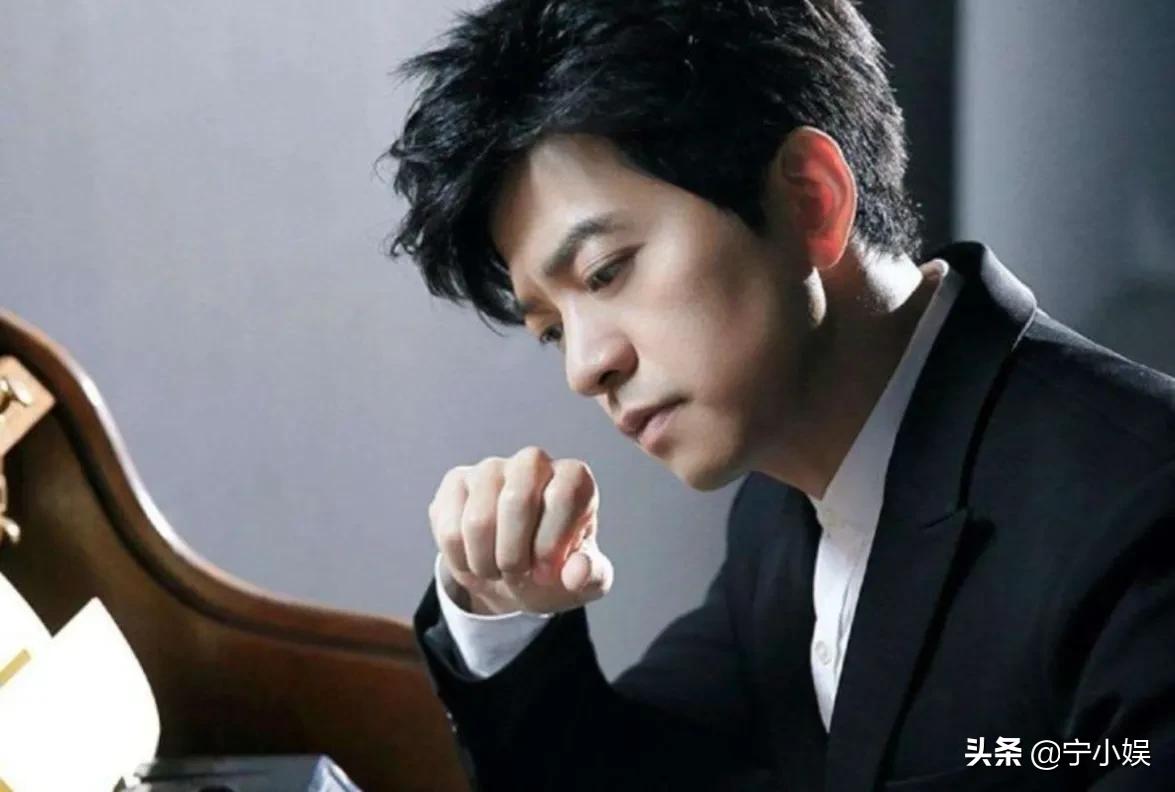 国外制作人道出李靓蕾“真面目”，才明白王力宏这次为何如此慌乱