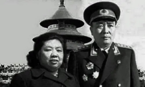 开国十大将在红军时期都担任过什么职务，谁的职务最高