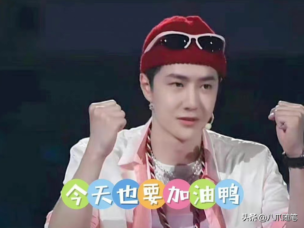 王一博影视综全面开花，小红帽造型亮相街舞5，待播电影时间已定