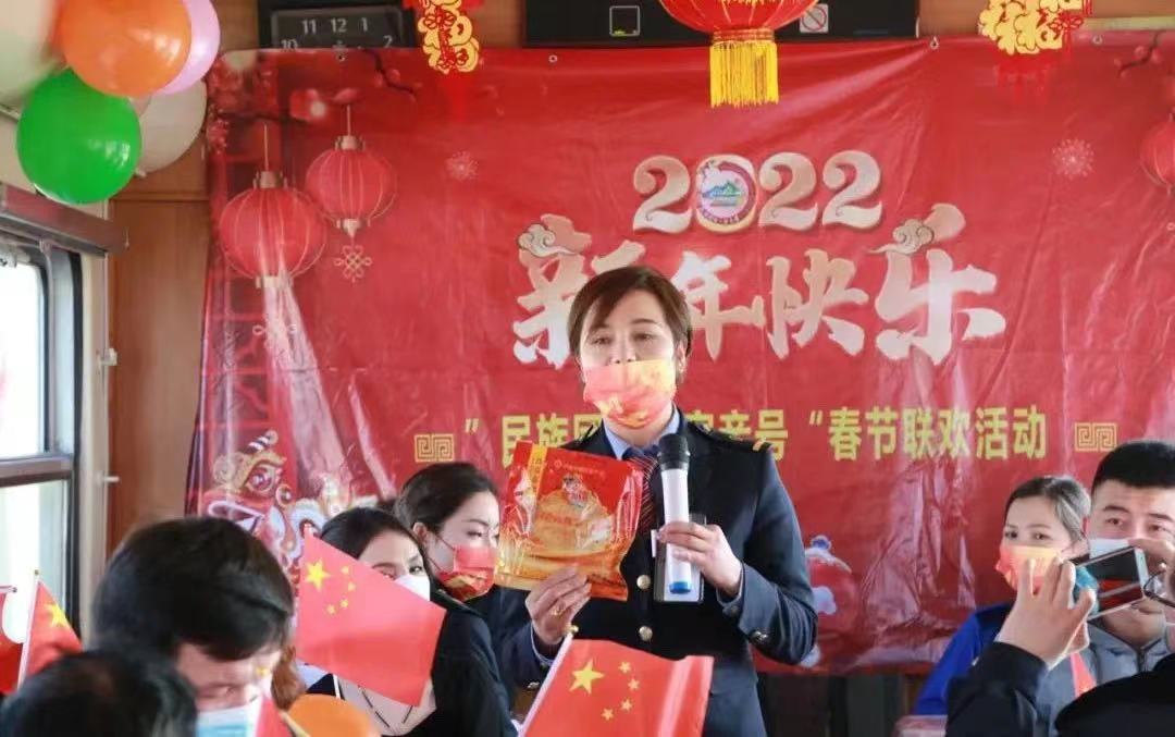 米尔班·艾依提 :盛开在新疆大地的石榴花