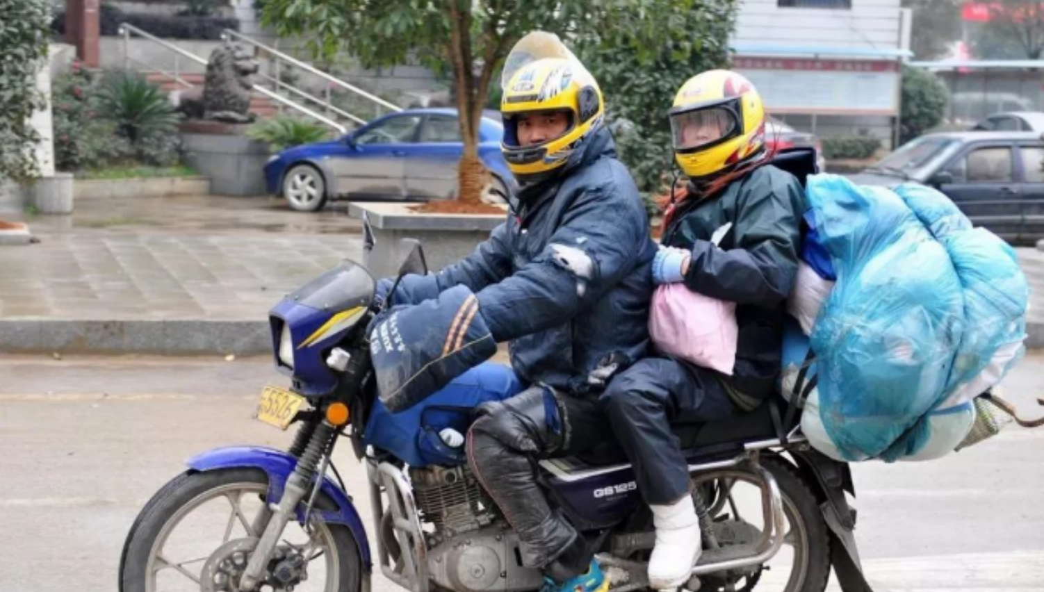 超标电动车究竟有何危害，被“禁行”？新国标电动车设置合理吗？