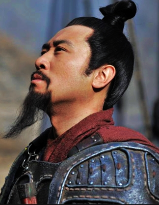 “大器晚成”于和伟：母亲反对他演戏，姐姐卖钢琴送他去戏剧学院