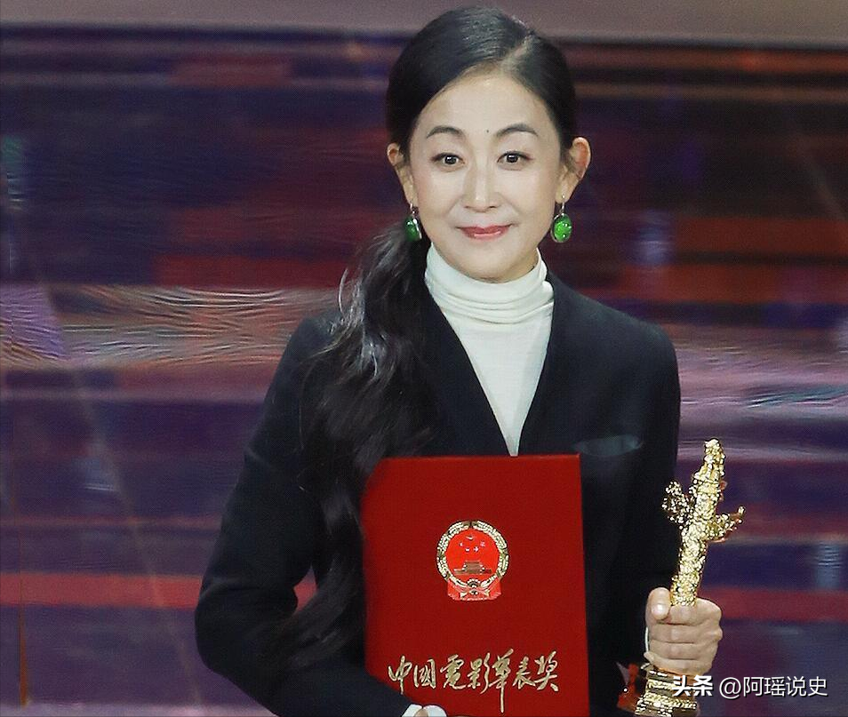 最后,小编希望陈瑾老师能在日后为我们带来更为精彩的表演.