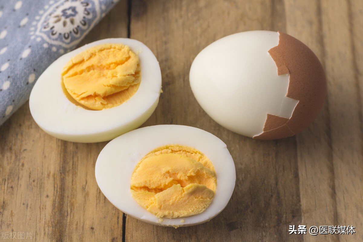 蛋白质是什么(鸡蛋的作用，被很多人低估了！不止含蛋白质，还有这些营养物质)