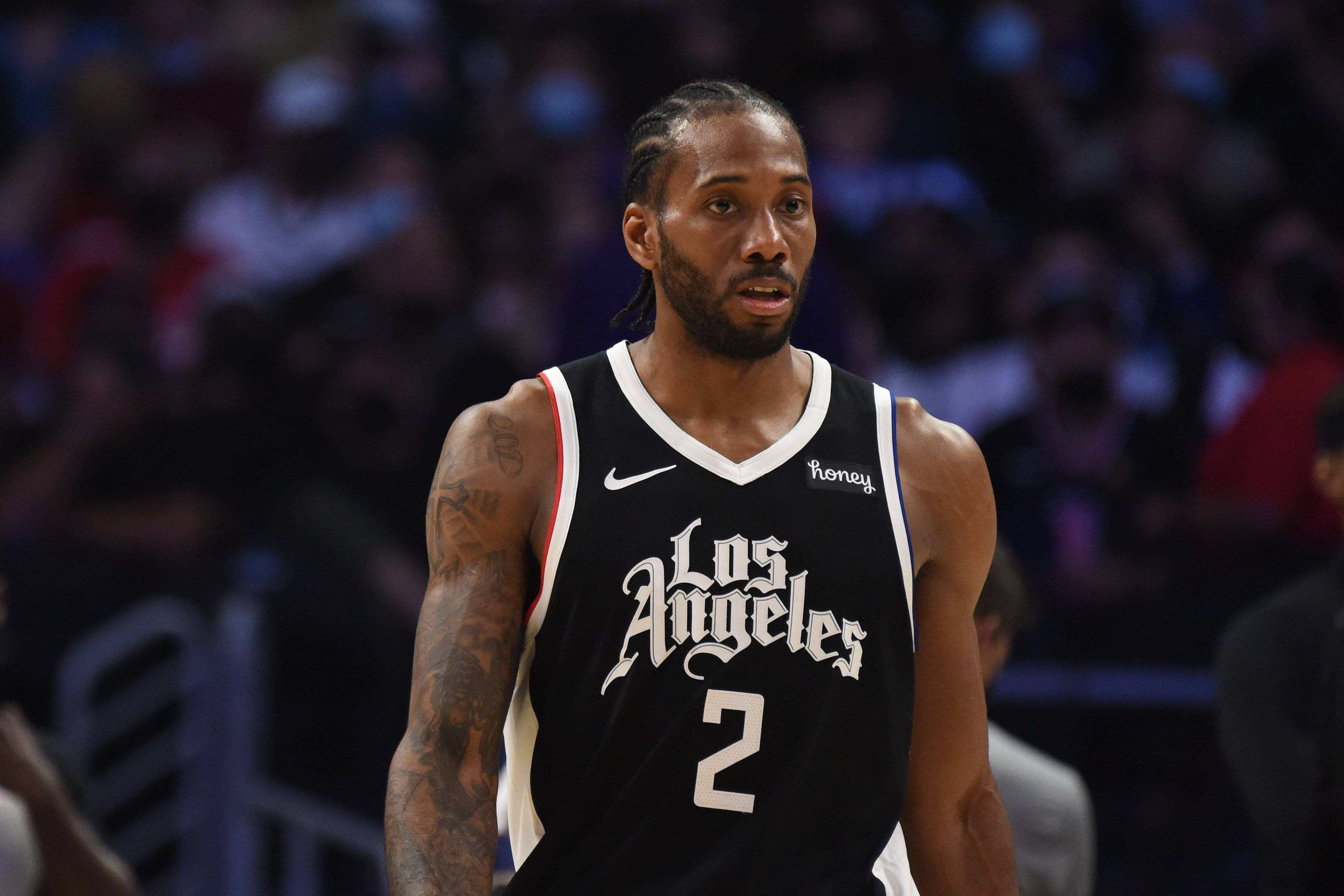 NBA各球隊最佳小前鋒（NBA現役最強小前鋒：詹姆斯只排第三！第二被譽為當代奧尼爾）