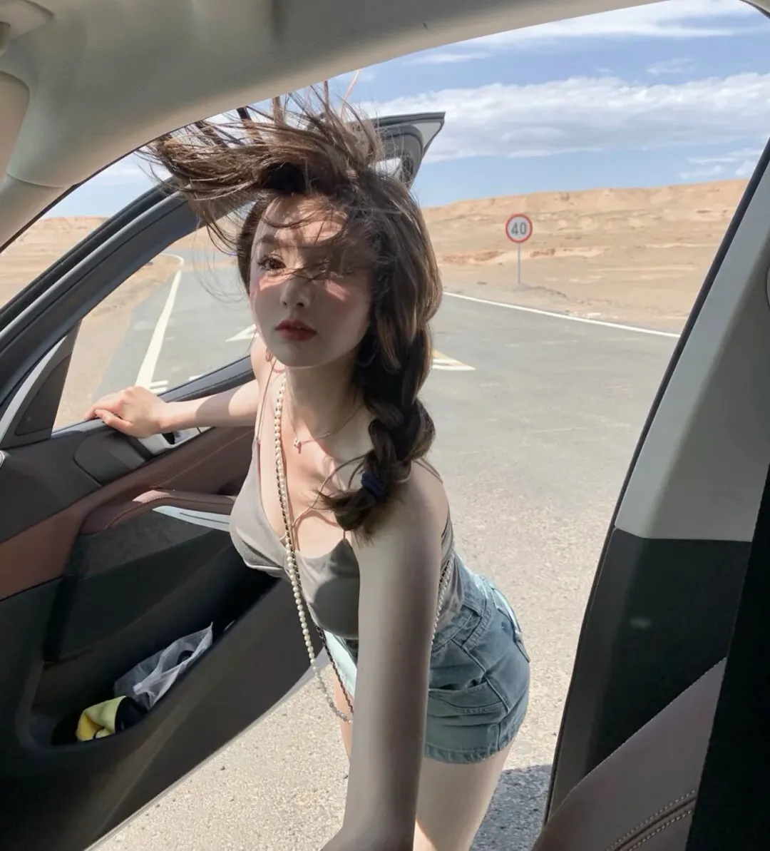 希望你眼眸有星辰，心中有山海，从此以梦为马，不负韶华