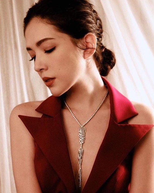 看我72变？与出道形象不同的艺人：郭采洁超前卫