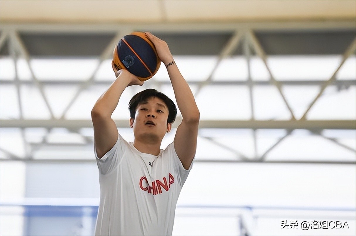 辽宁cba球队名单（CBA三消息：辽宁12人名单出炉，李慕豪热身崛起，丁彦雨航未露面）