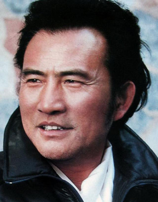 60年代可以演帝王的十位男星 个个气场强大 扮相也力压陈道明唐国强