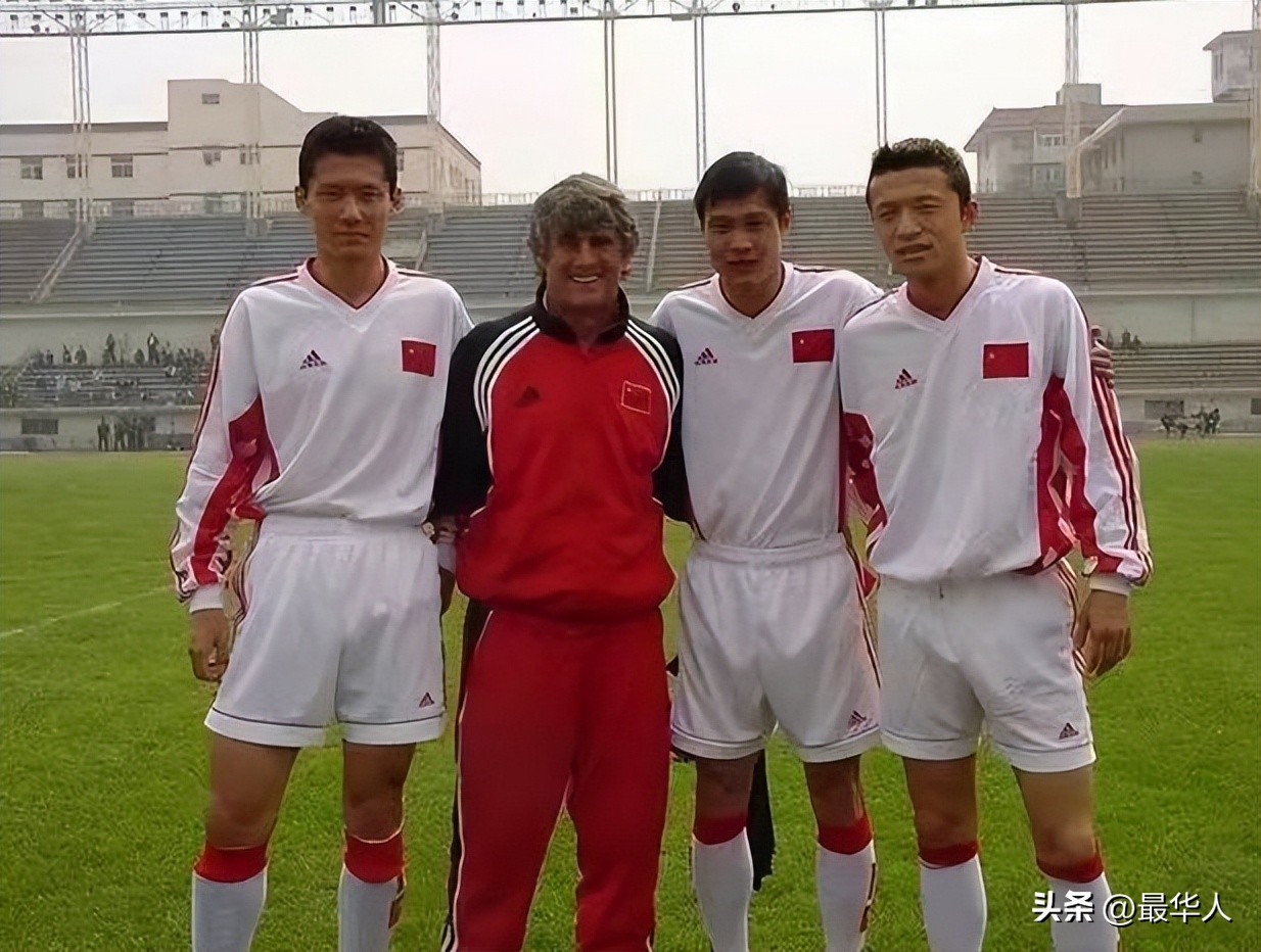 中国足球进入世界杯教练是谁（带领中国男足冲进世界杯的教练，时隔20年，回来了）