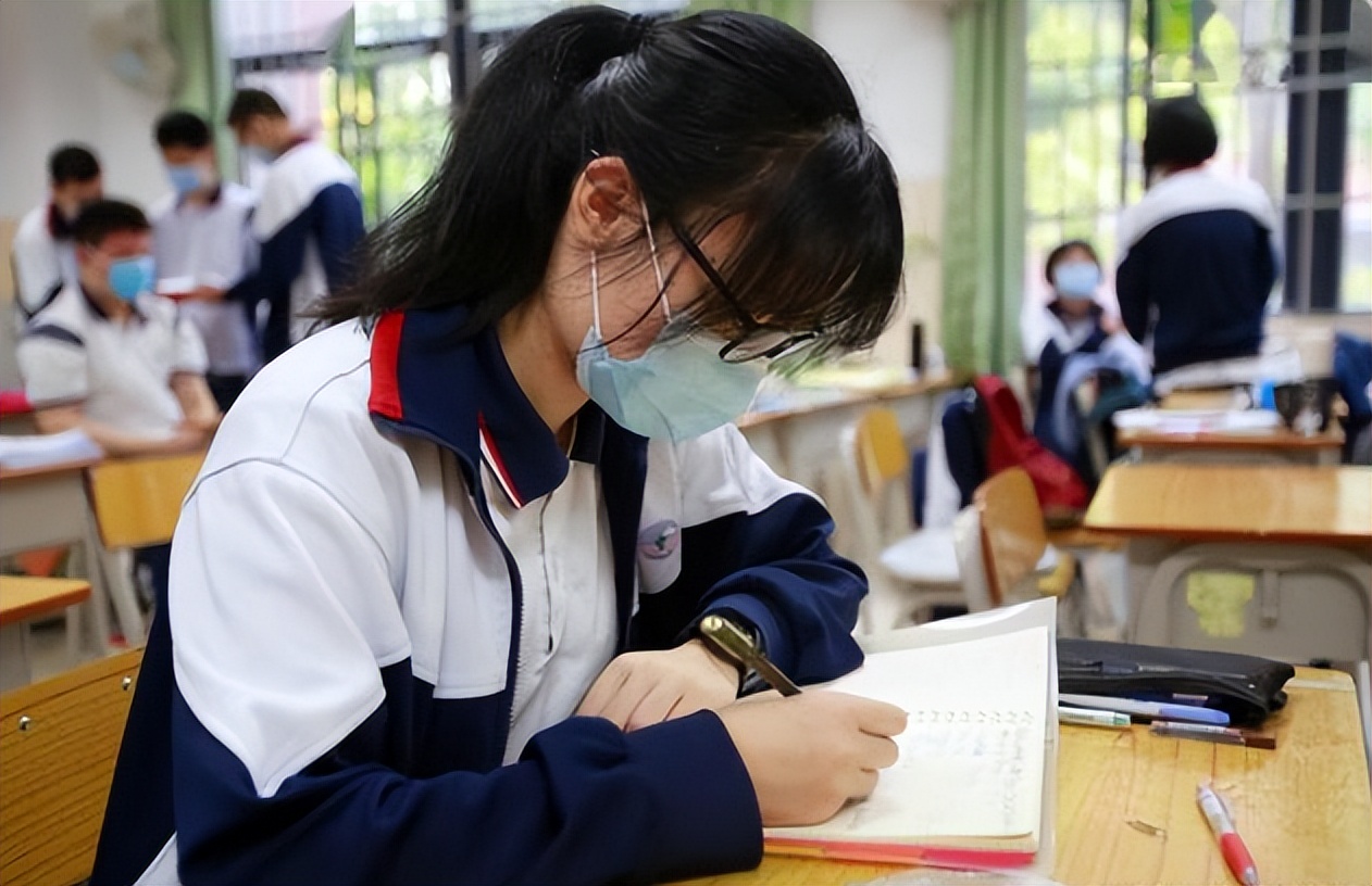 高考学霸作息时间表流出，没有对比就没有伤害，学渣：扎心了