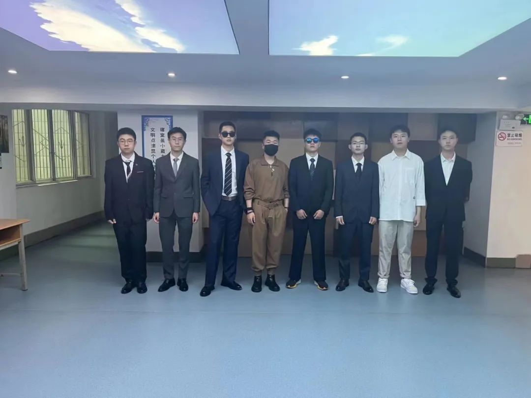 意义非凡！18岁与20岁的青春对话，成都盐外新阶段，学子的新起航