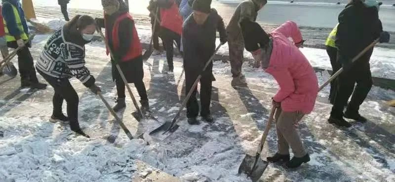 扫雪护行 情暖人心 | 白银市各级妇联组织开展扫雪除冰志愿服务活动