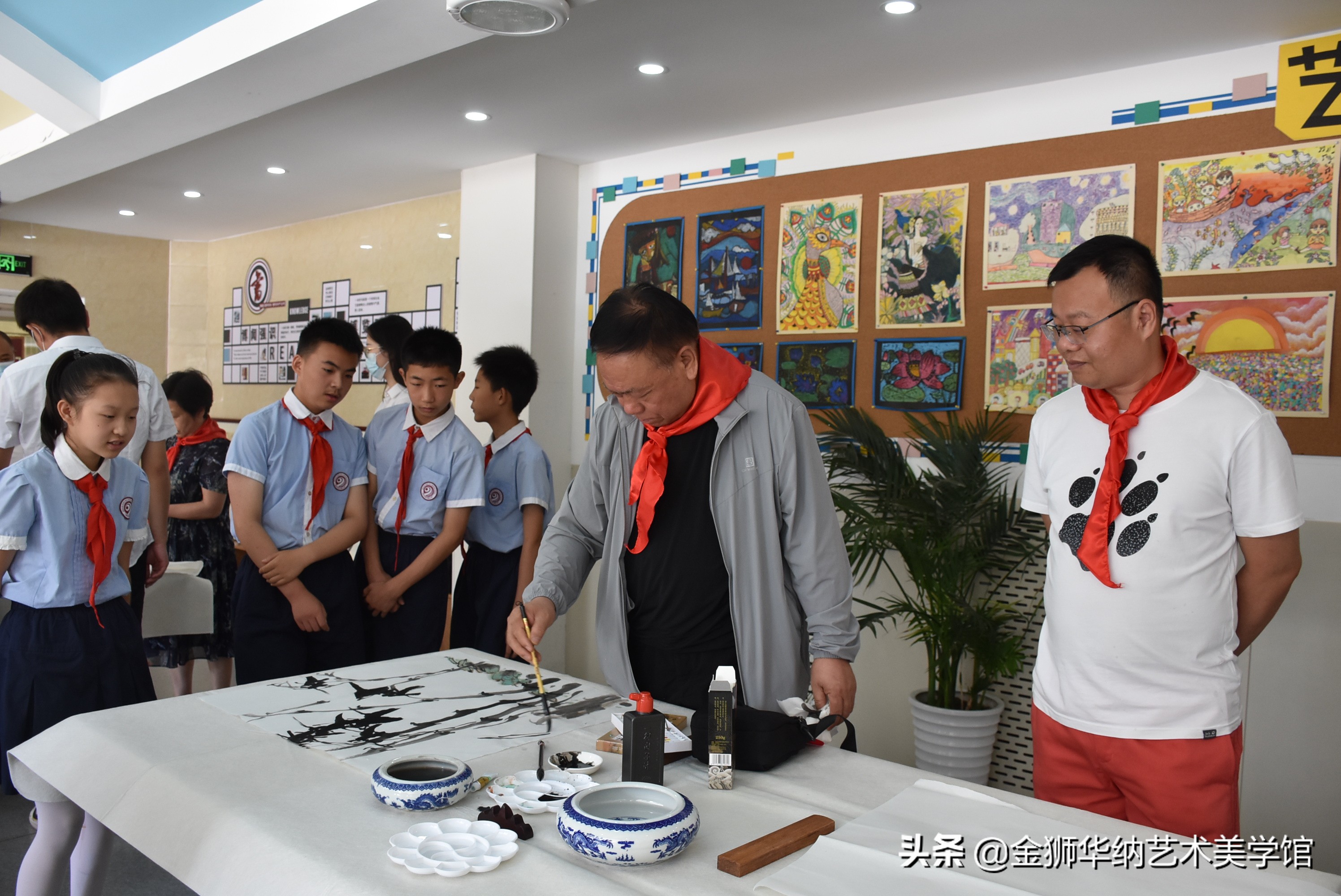 曲江第九小学校园美术馆开馆暨高雅艺术进校园活动顺利举行