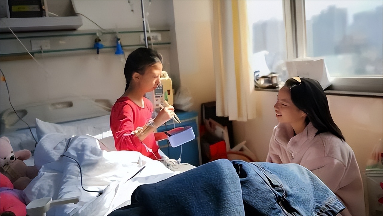 2020年，贵州24岁女大学生去世时仅43斤，为救弟弟一天花两块钱