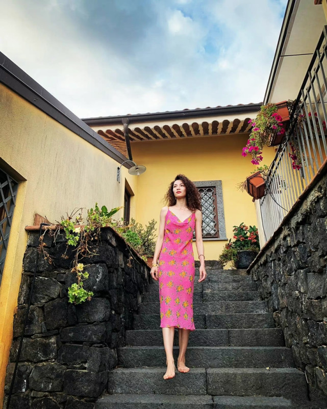 钟楚曦：中性风、法式风、港风，你想要的我都有