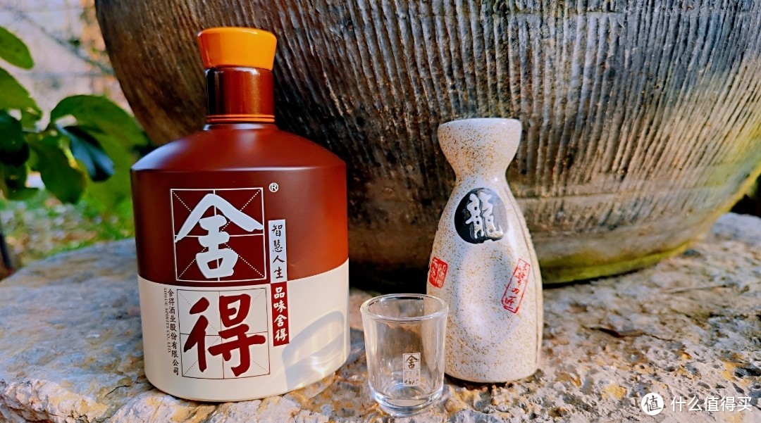 收藏级中国白酒投资购买指南（值得收藏的中端白酒）